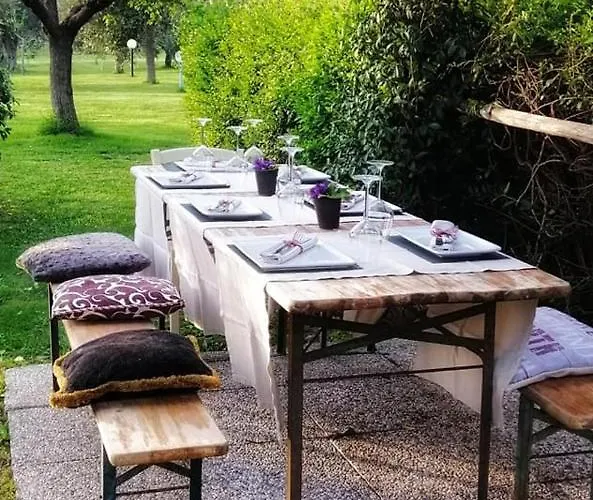 Podere Montecorno Gospodarstwo agroturystyczne *