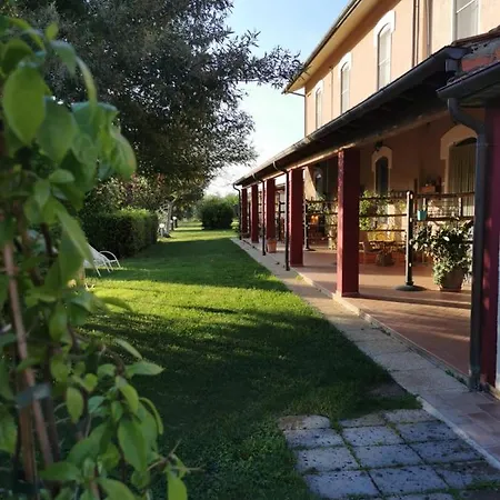 בית חווה Podere Montecorno *